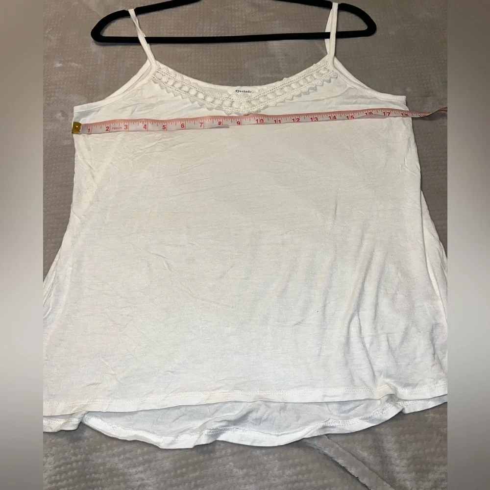 Women's Eyeshadow tank small